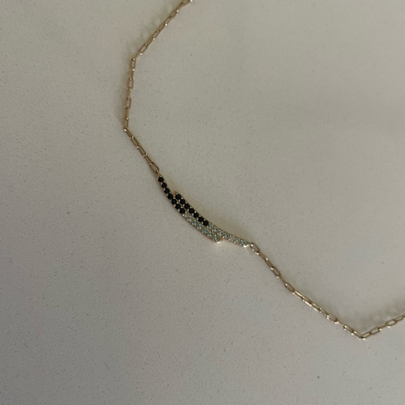 Necklace and earrings set - Picture 2 of 3